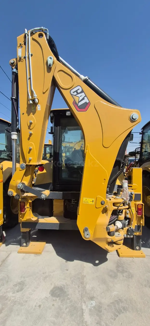 Caterpillar 432F2 2025 г