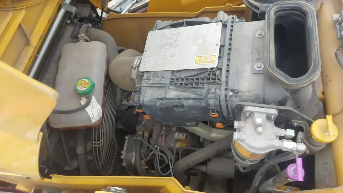 Caterpillar 428 2024 г.